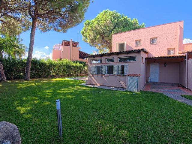 Case e ville in vendita di 160 m² in Via Prestipaolo, 27