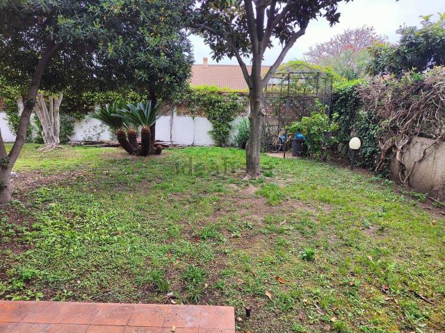 Case e ville in vendita di 160 m² in Via Torrente Cicerina, 11