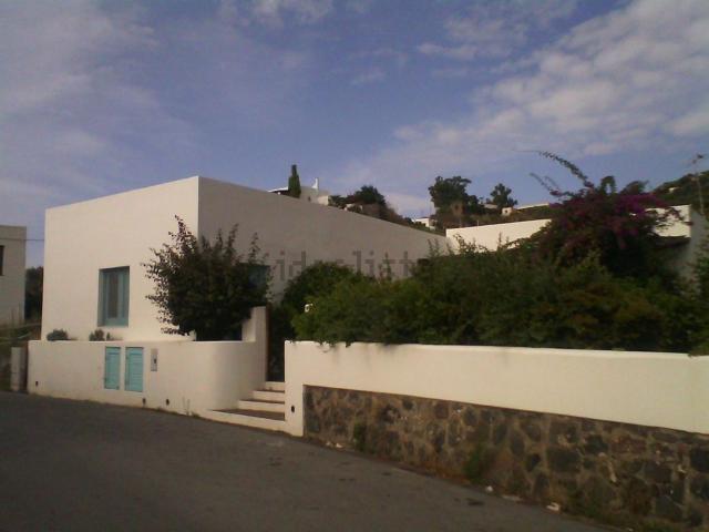 Case e ville in vendita di 160 m² in Via Umberto I