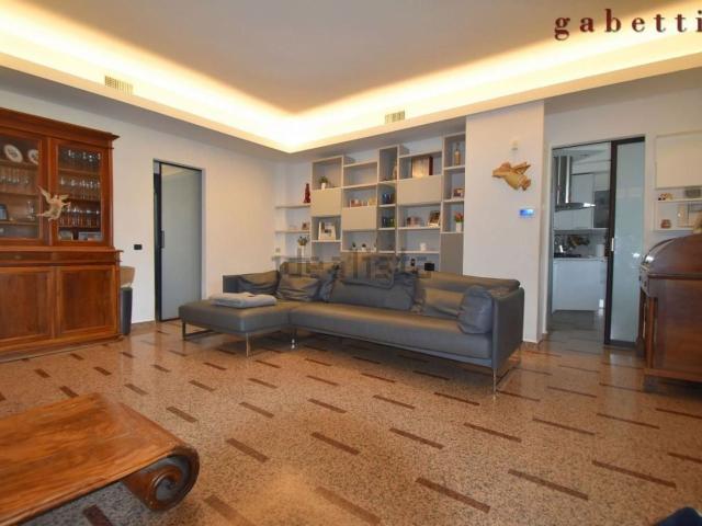 Case e ville in vendita di 160 m² in Via Vincenzo Foppa