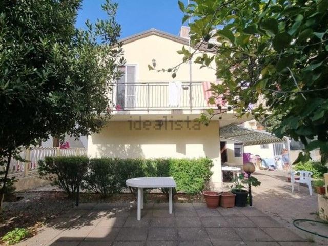 Case e ville in vendita di 160 m² in Viale Aldo Moro