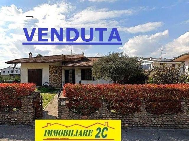 Case e ville in vendita di 160 m² in Viale della Libertà