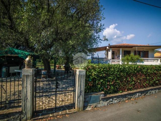 Case e ville in vendita di 160 m² in Contrada Fiumara, 23