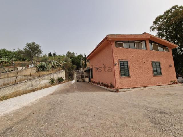 Case e ville in vendita di 160 m² in Contrada mulinazzo
