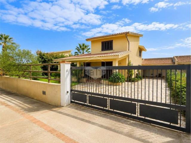 Case e ville in vendita di 160 m² in Contrada Ponte Fiumarella