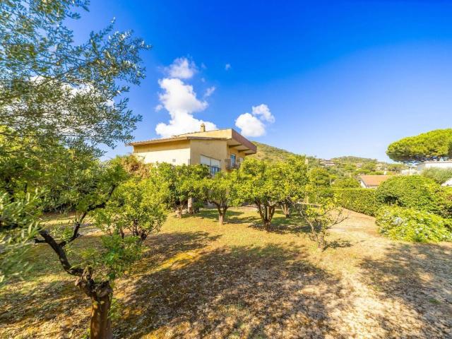 Case e ville in vendita di 160 m² in Località Pozzarello