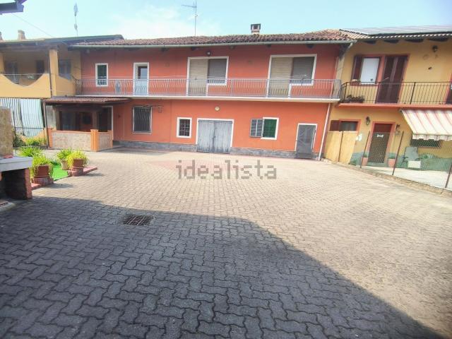 Case e ville in vendita di 160 m² in Strada Landoglio