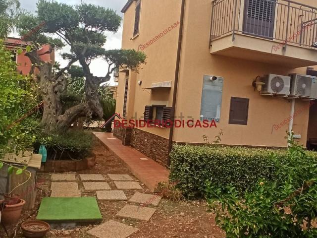 Case e ville in vendita di 160 m² in Strada Portella Daino, 8