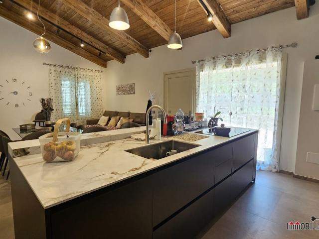 Case e ville in vendita di 161 m²
