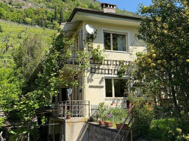 Case e ville in vendita di 161 m² in Via Santa Maddalena di Sotto, 25