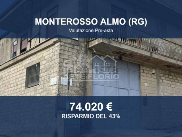Case e ville in vendita di 162 m² in Via Filippo Turati, 4
