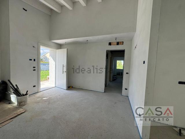 Case e ville in vendita di 163 m² in Via Piave