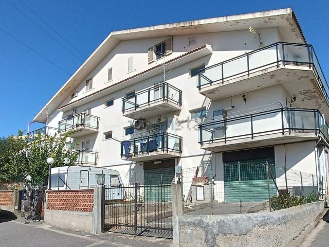 Case e ville in vendita di 164 m² in Via Belvedere, 2