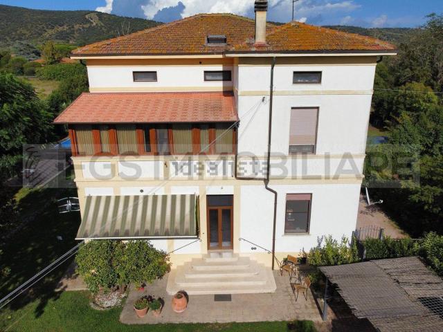 Case e ville in vendita di 164 m² in Via Giancarlo Pantini