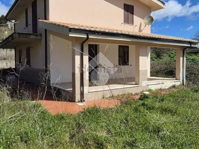 Case e ville in vendita di 164 m² in Contrada Strasatto
