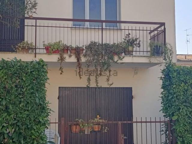 Case e ville in vendita di 165 m²