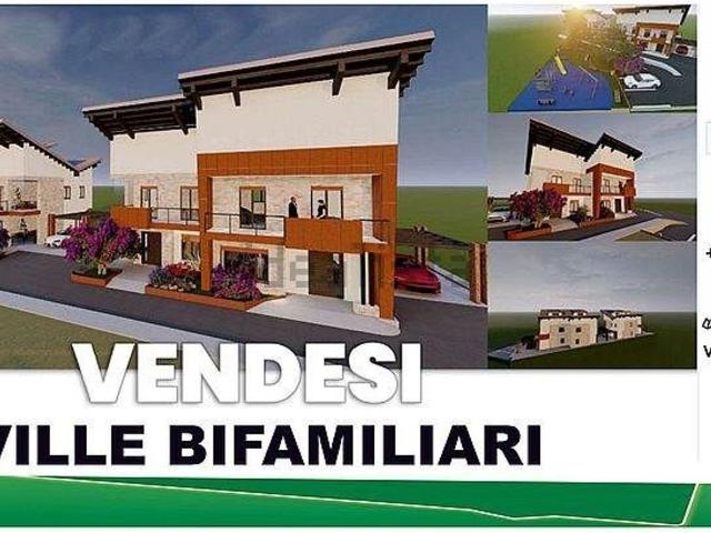 Case e ville in vendita di 165 m²