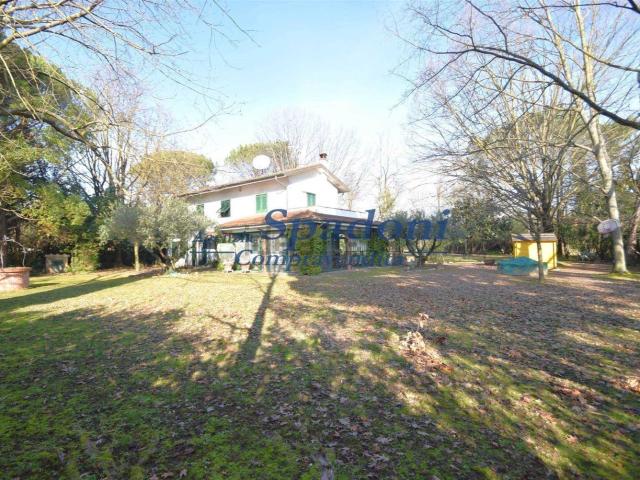 Case e ville in vendita di 165 m²