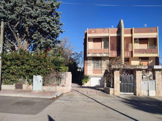 Case e ville in vendita di 165 m² in Via L. di Molfetta, 178