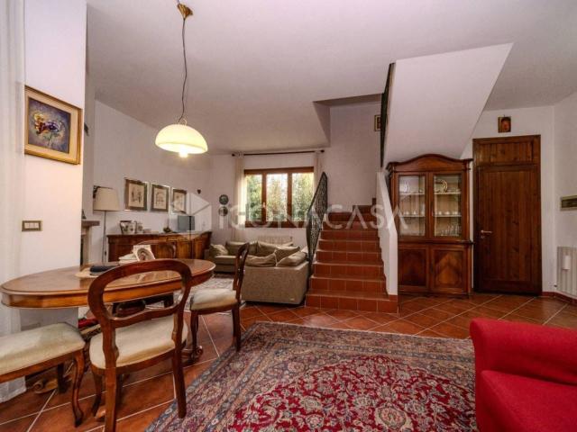 Case e ville in vendita di 165 m² in Via San Martino, 13