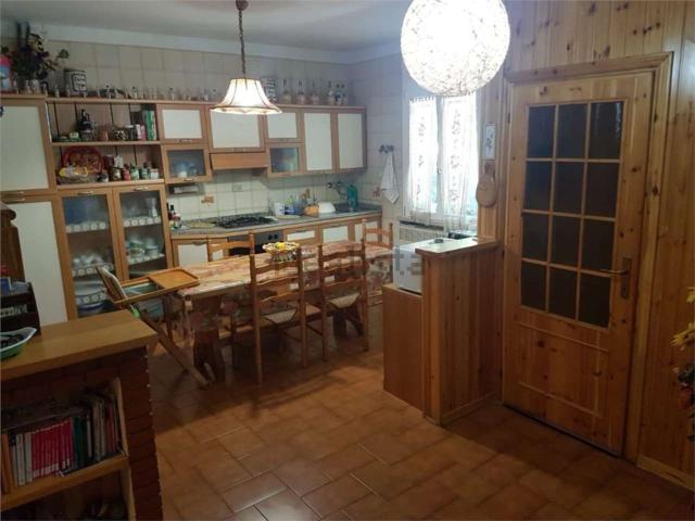 Case e ville in vendita di 165 m² in Via San Francesco, 9