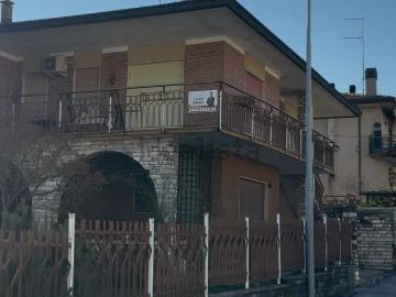 Case e ville in vendita di 165 m² in Via Padre Angelico Melotto, 2