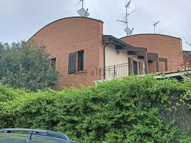 Case e ville in vendita di 166 m² in Via Gaudí Antoni