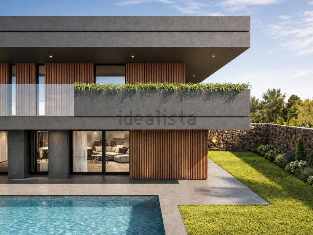 Case e ville in vendita di 166 m² in Via Giorgio de Chirico