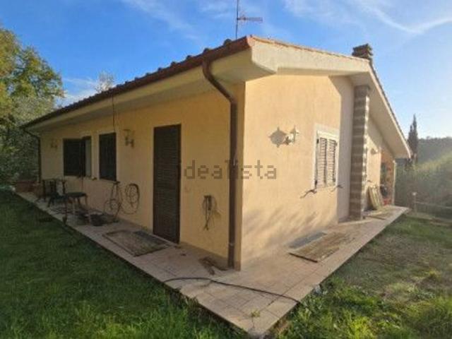Case e ville in vendita di 166 m² in Località Case Sparse Perucci di Sotto