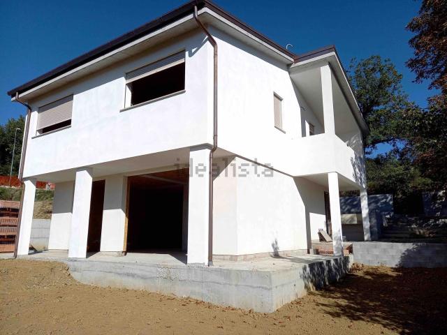 Case e ville in vendita di 166 m² in Località Le Coste