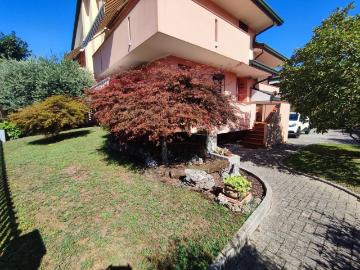 Case e ville in vendita di 167 m²