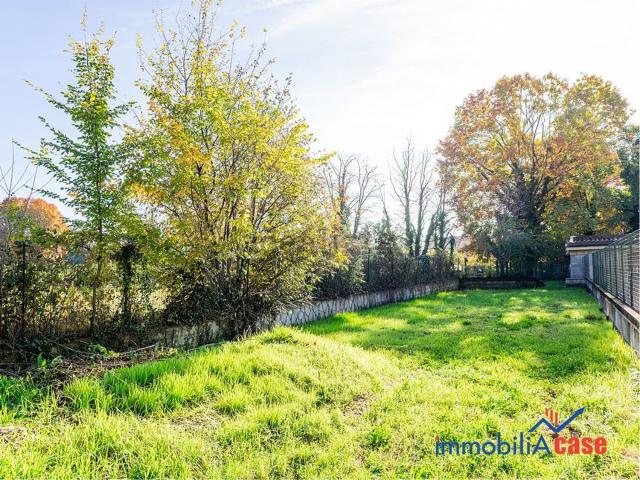 Case e ville in vendita di 167 m² in Via Alleanza, 56