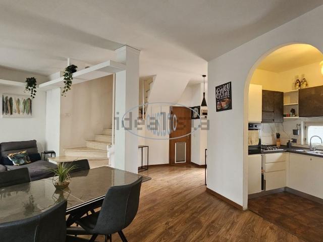 Case e ville in vendita di 167 m² in Via di San Miniato, 11