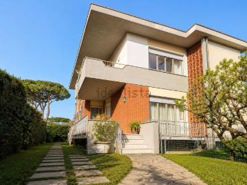 Case e ville in vendita di 168 m²