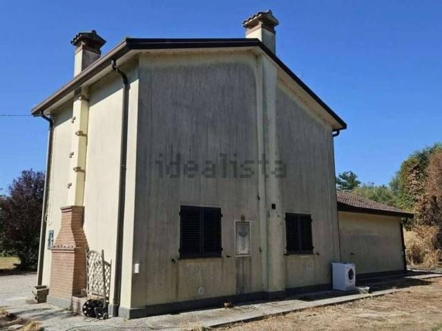 Case e ville in vendita di 168 m² in Via Valmana