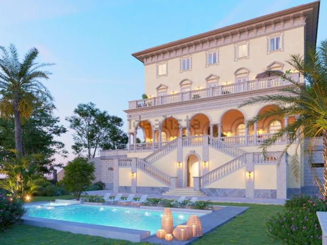 Case e ville in vendita di 1700 m² in Via Villa Castagnola