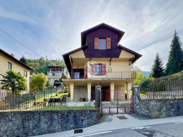 Case e ville in vendita di 170 m²