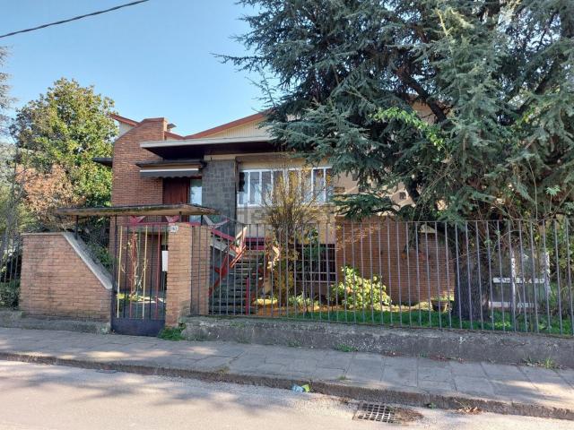 Case e ville in vendita di 170 m²