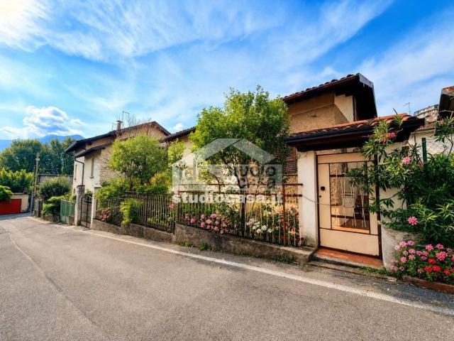 Case e ville in vendita di 170 m²