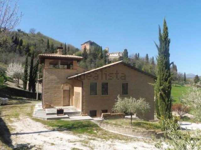 Case e ville in vendita di 170 m²