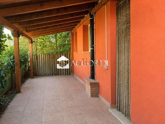 Case e ville in vendita di 180 m²