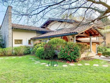Case e ville in vendita di 170 m²