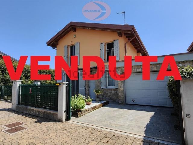 Case e ville in vendita di 170 m² in Via alla Cappelletta