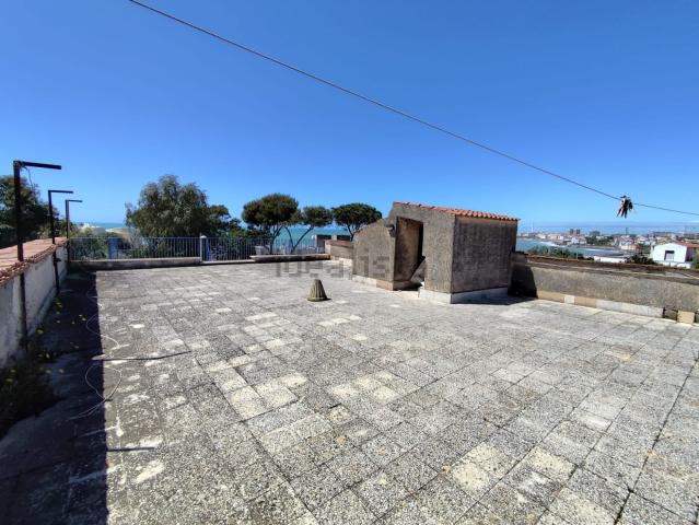 Case e ville in vendita di 170 m² in Via Aurelia Sud, 22