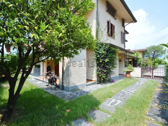 Case e ville in vendita di 170 m² in Via Duca D&apos Aosta, 39