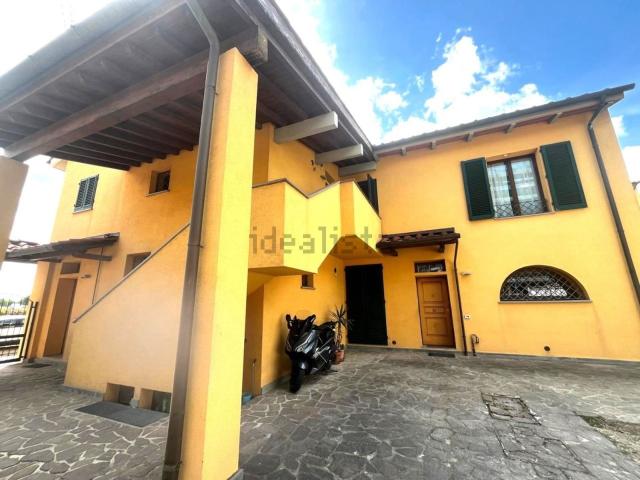 Case e ville in vendita di 170 m² in Via San Lorenzo