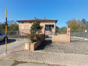 Case e ville in vendita di 170 m² in Via Valle Del Samoggia