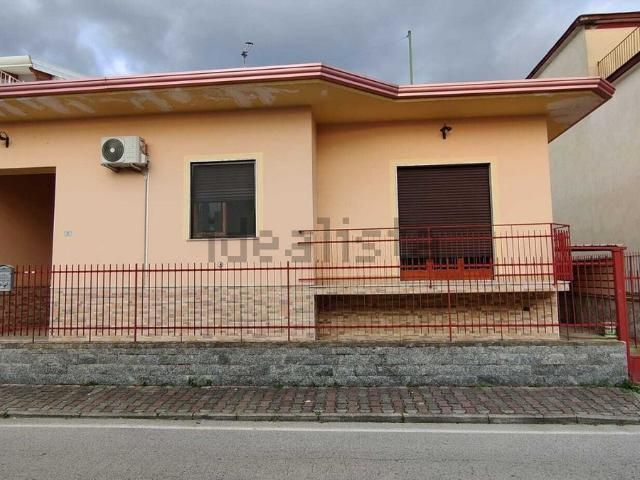 Case e ville in vendita di 170 m² in Viale del Progresso