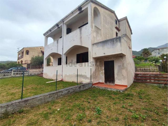 Case e ville in vendita di 170 m² in Contrada Piano delle Donne