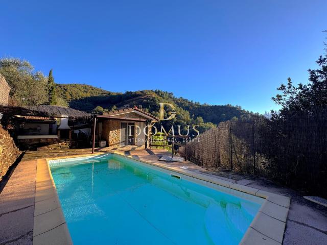 Case e ville in vendita di 170 m² in Frazione Verrandi, 1